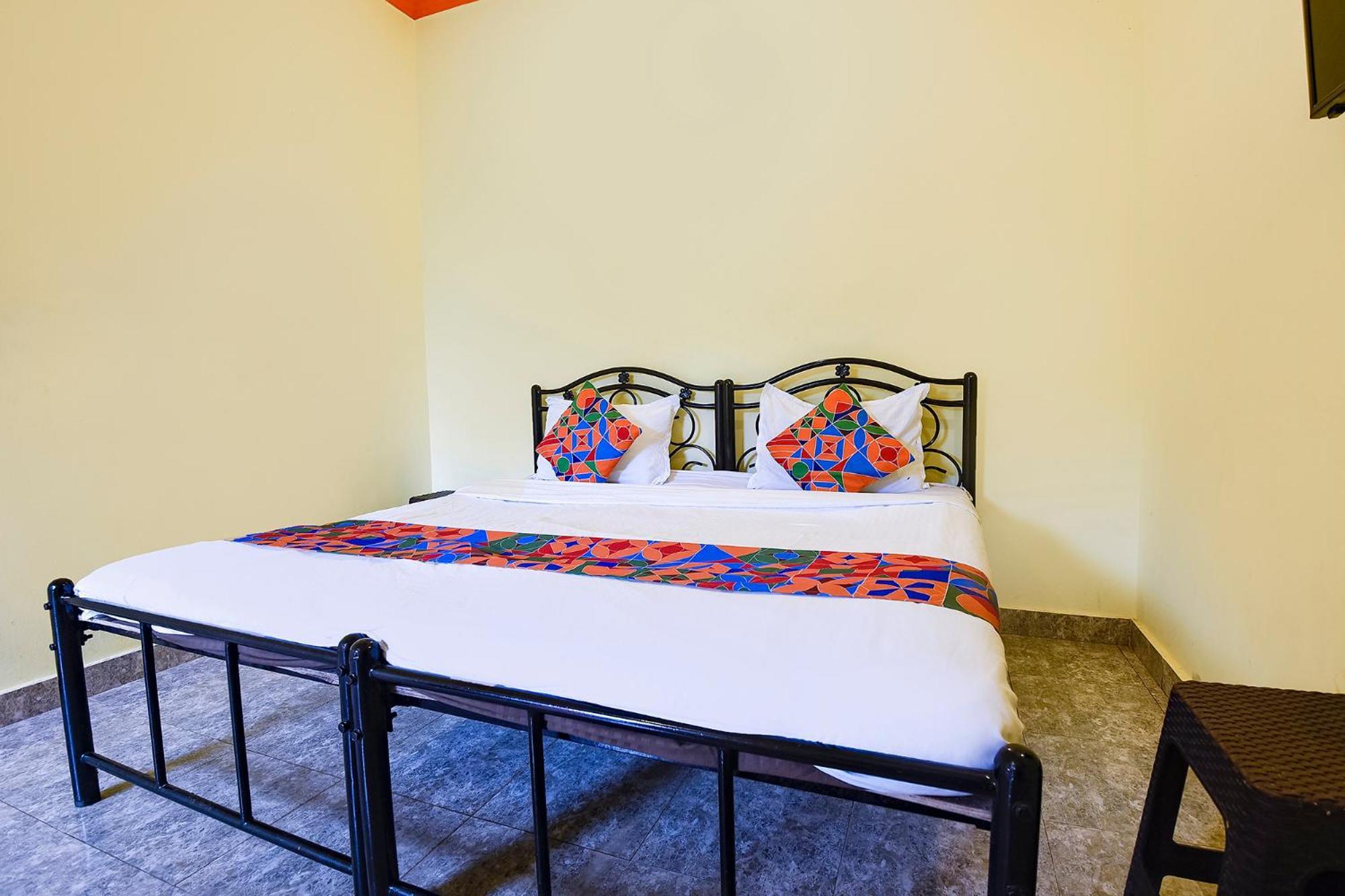 Fabhotel Joaquim Beachside Resort - Nr Tito'S Lane, Baga Beach Exterior foto